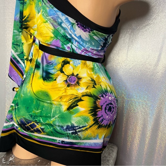 Entry blouse tie at waist one shoulder bay wing belted open shoulder floral top - Picture 4 of 13